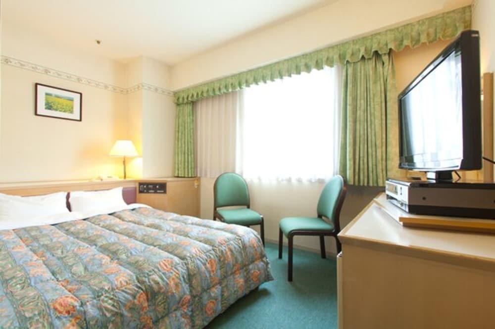 Airline Hotel Miyazaki Bagian luar foto